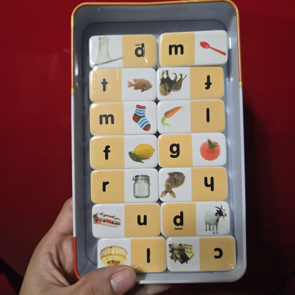 Beginning Sounds Dominoes -‎ Yellow and Red- Match & Learn- 28 Pieces